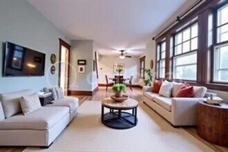 Building Photo - 29 Oval Rd