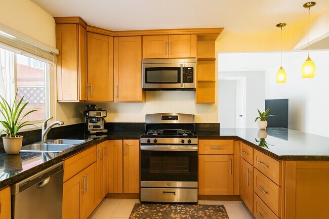 Foto del edificio - 1820 Key Blvd