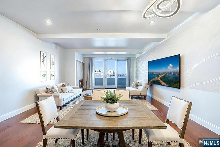 Foto principal - 600 Harbor Blvd