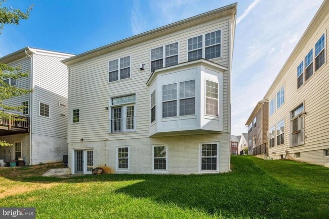 Building Photo - 9050 Galvin Ln