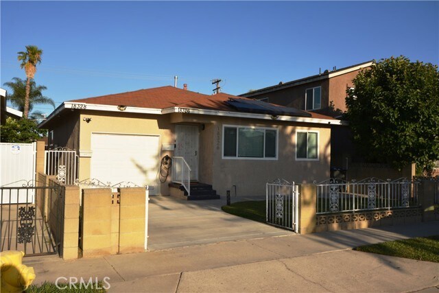 Foto del edificio - 18328 Devlin Ave