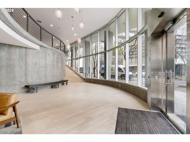 Foto del edificio - Stunning Condo with Large Private Rooftop ...