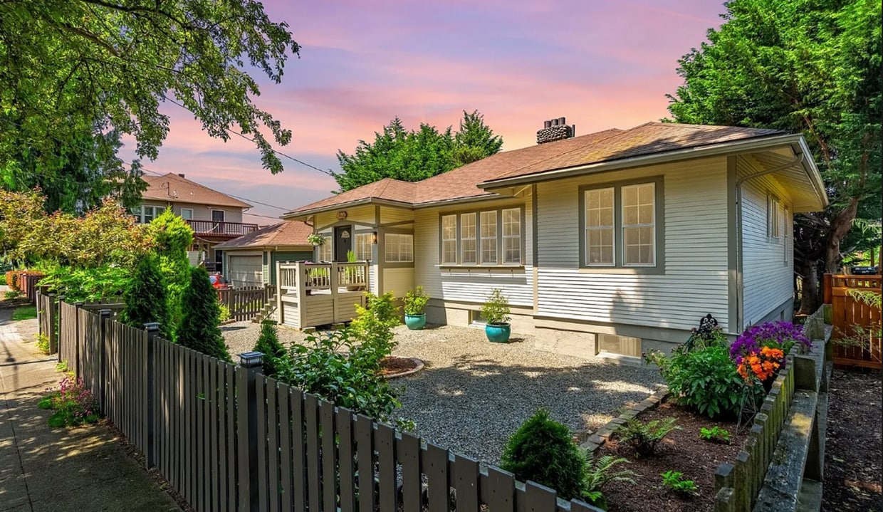 Primary Photo - Charming updated 1920s 3BD 3BA