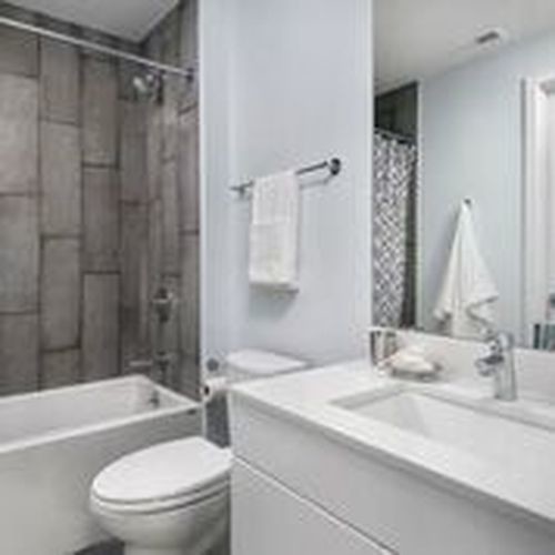 Foto del edificio - 1200 N Milwaukee Ave
