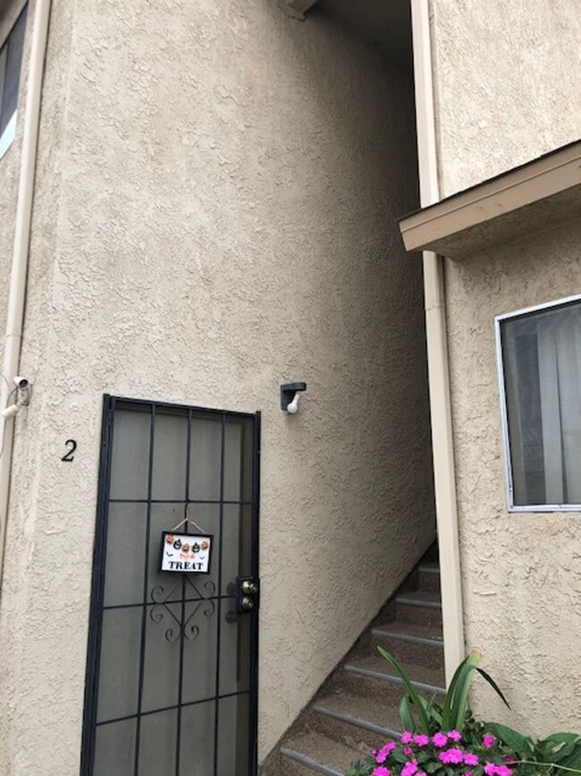 Building Photo - 257TH