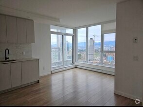Building Photo - 13685 102 Av