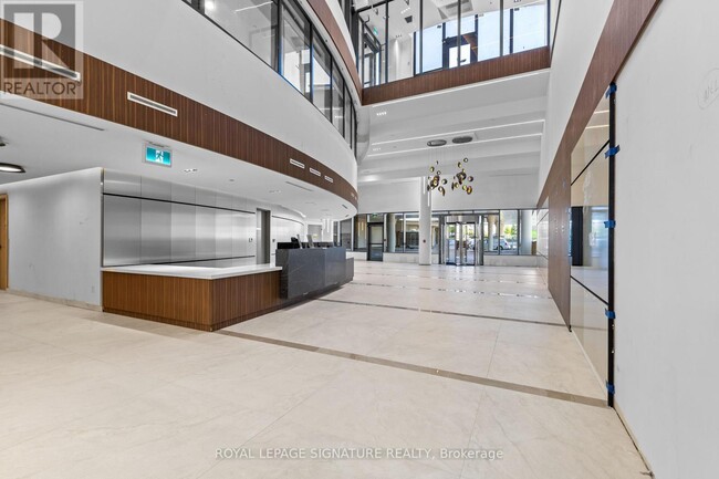 Photo du bâtiment - 5105-5105 Hurontario St