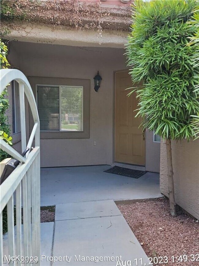 Foto del edificio - 4 br, 3.5 bath House - 8031 Lottie Ave