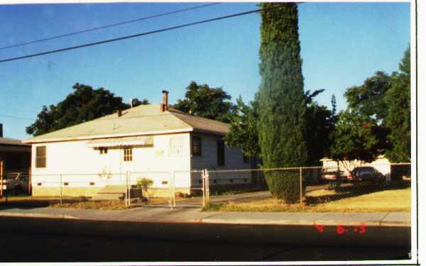 Primary Photo - 747-755 S Broadway Ave