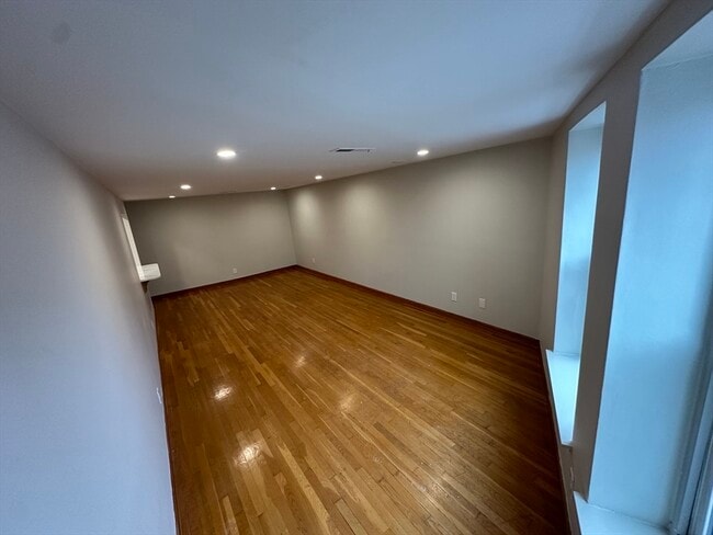 Foto del edificio - 386 Commercial St