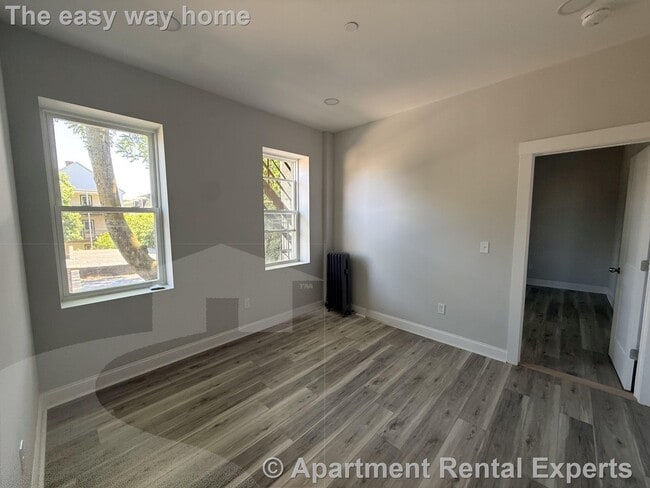 Photo - 74 Kirkland St Apartment