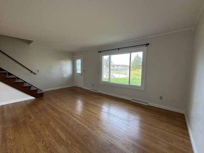 Foto del edificio - 3BD/1.5BA Townhome Condo in Germantown!