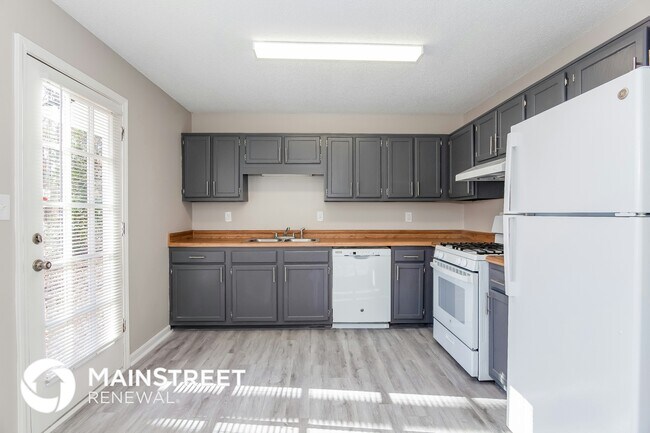 Foto del edificio - 180 Davis Mill Way