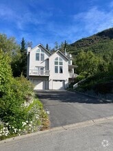 Building Photo - 20207 Revere Cir