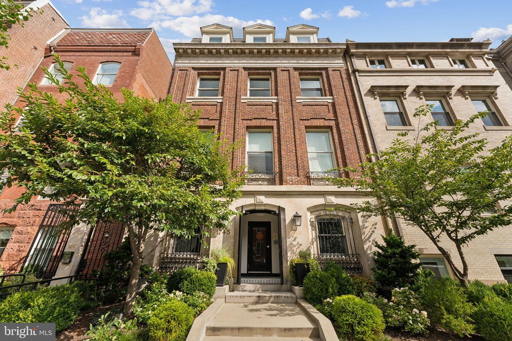 Foto principal - 1745 N St NW