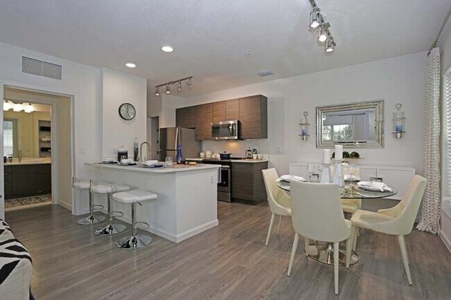 Foto del edificio - 2 bedroom in Lutz FL 33548