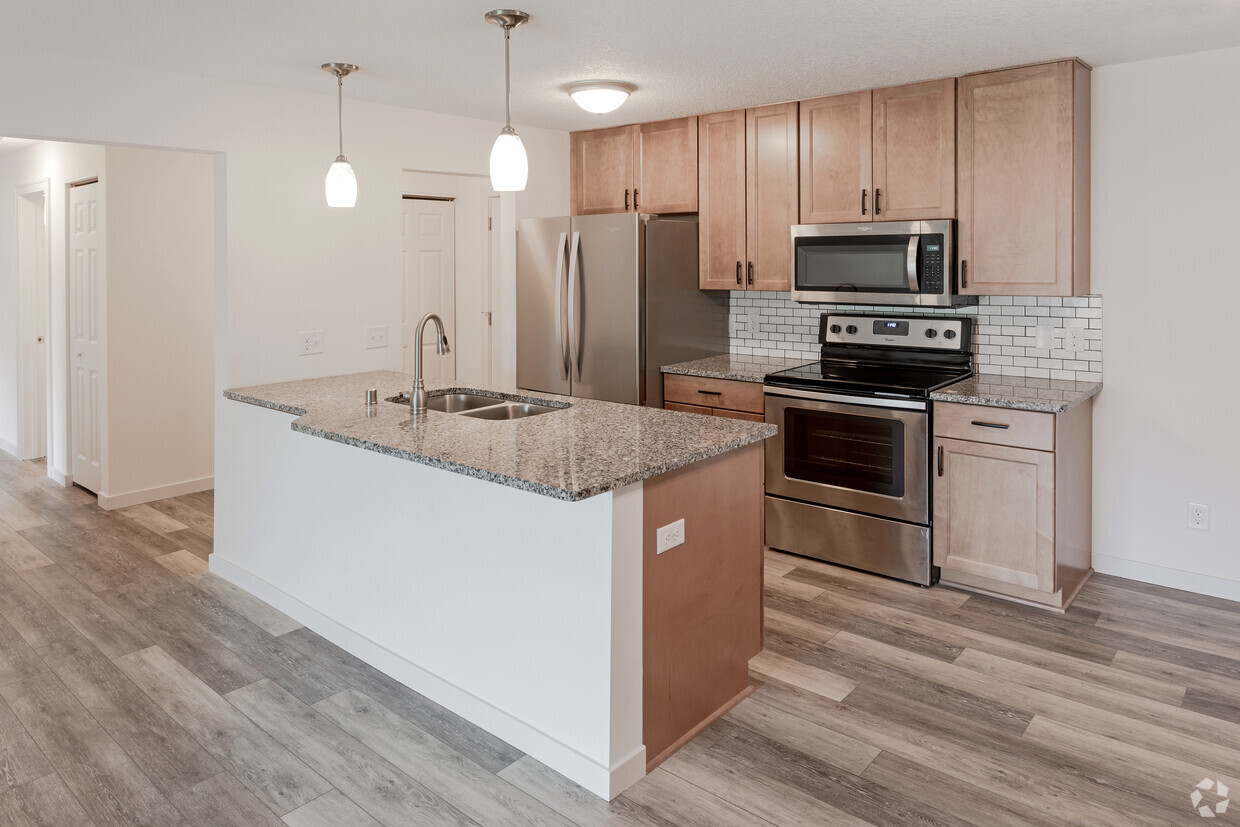 Renovated 2BR, 1.5BA - 1140 SF - Tradewinds Apartments