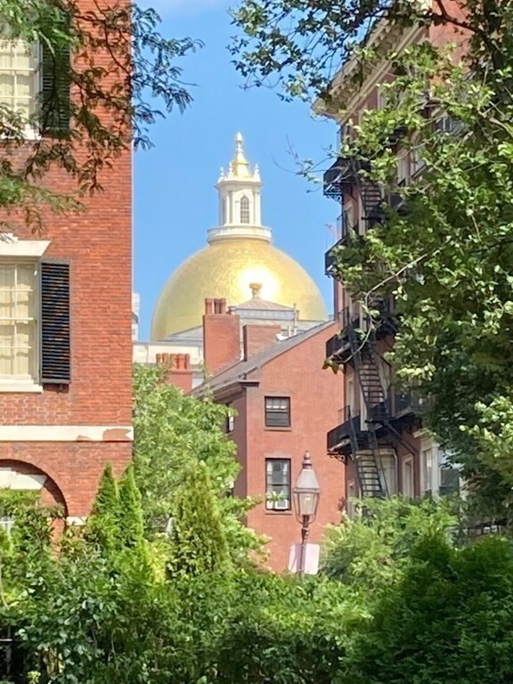 Primary Photo - 65 Mt Vernon St