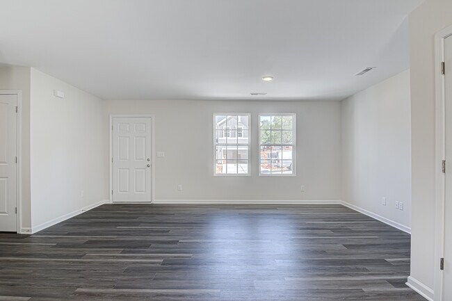 Foto del edificio - 3155 Misty Ridge Dr