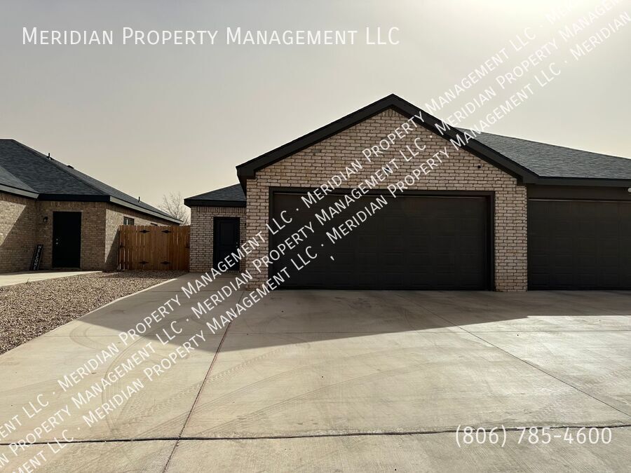 Primary Photo - 5539 Itasca St