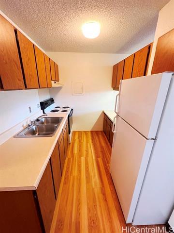 Building Photo - 3324 Sierra Dr