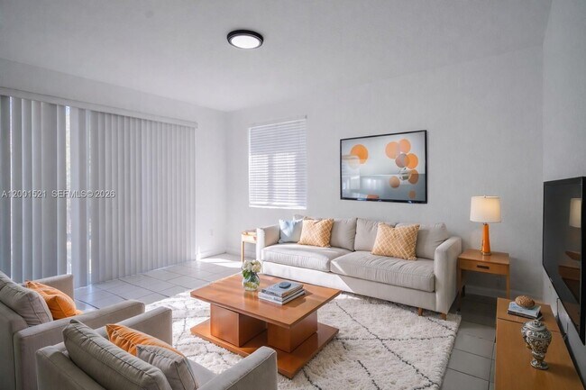 Foto del edificio - 1441 SE 24th Ct