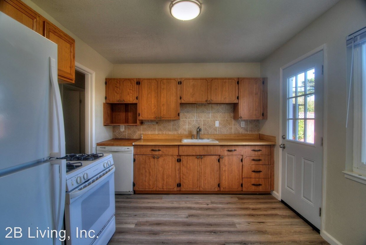Primary Photo - 3 br, 2 bath House - 1820 Crestwood Drive