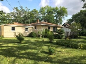 Building Photo - 2701 Bemidji Ave N