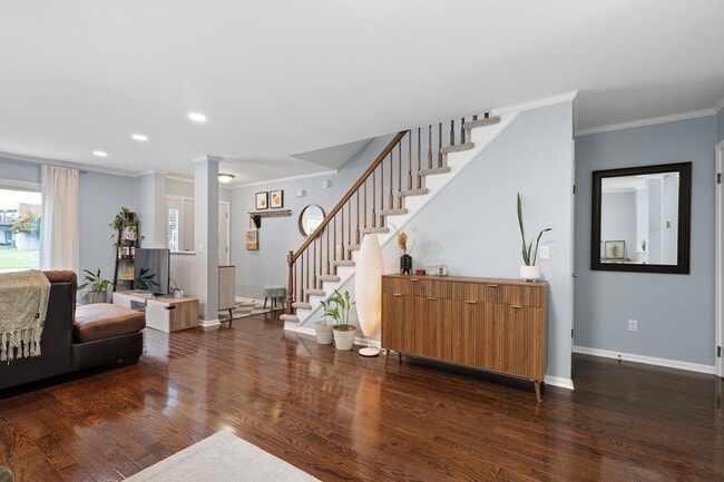 Photo - Beautiful End Unit Townhome in Weatherhill Farms
