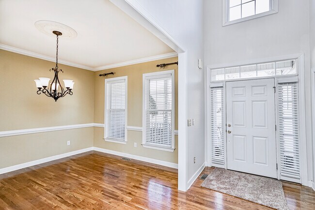 Building Photo - 104 Netherland Ln
