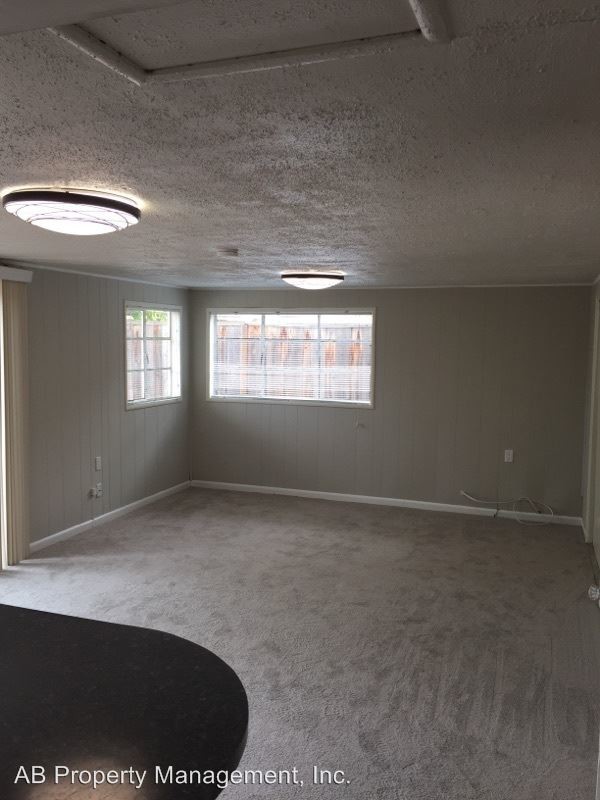 Foto del edificio - Studio, 1 bath Apartment - 2539 Palm Ave