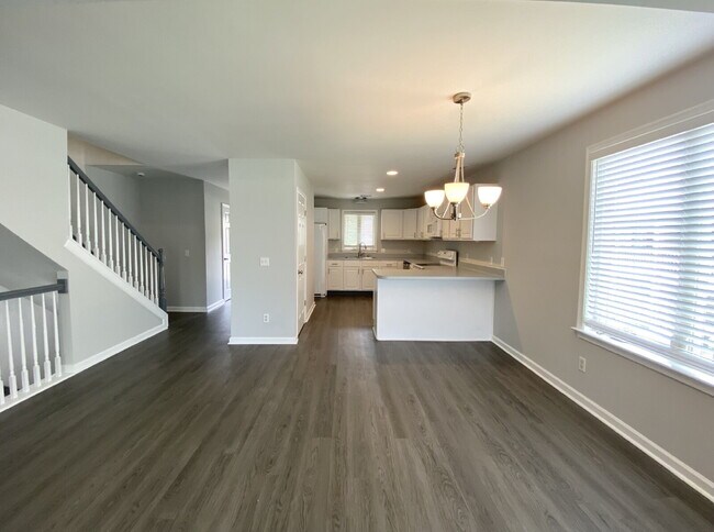 Foto del edificio - Four Bedroom Townhome Located on Hilton He...