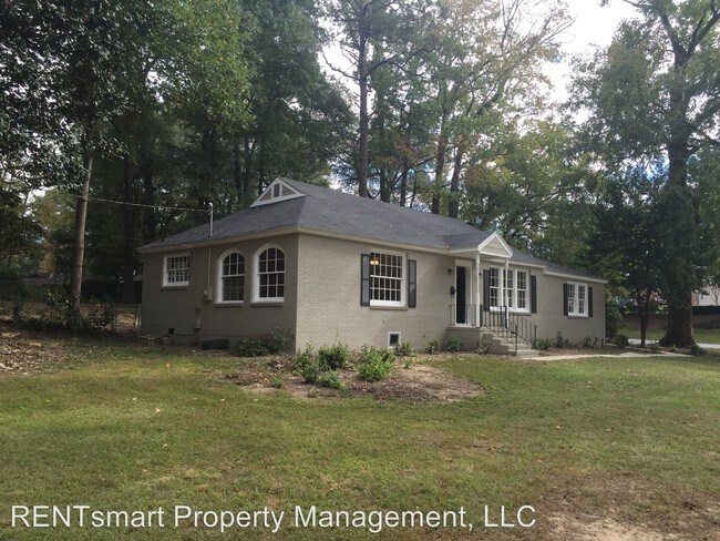 Foto del edificio - 3 br, 2 bath House - 4100 Acacia Drive
