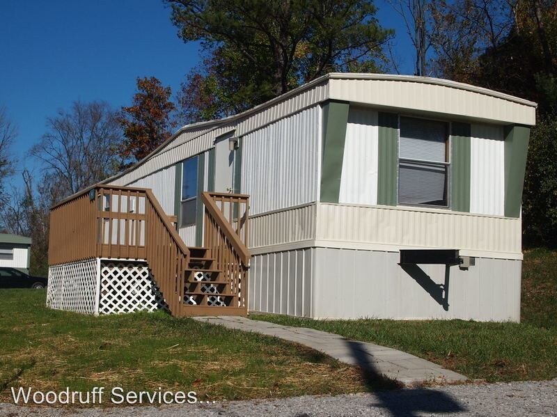 Primary Photo - 3 br, 1 bath House - #94 Oak Hills Lane