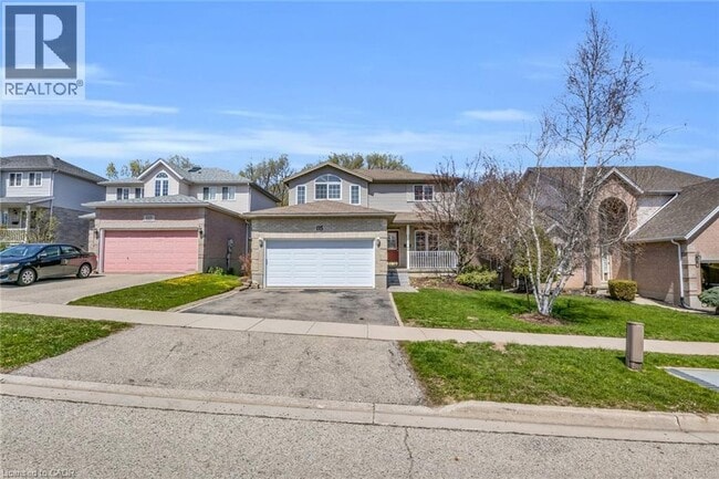 Building Photo - 115 Daimler Dr