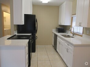 Building Photo - 1061 Naranca Ave