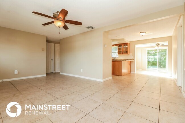 Building Photo - 2413 Palmwood Dr