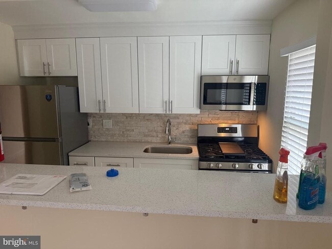 Foto del edificio - 2723 Fort Baker Dr SE