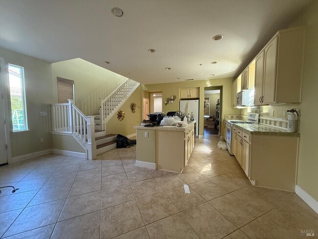 Building Photo - 55 Toscana Dr