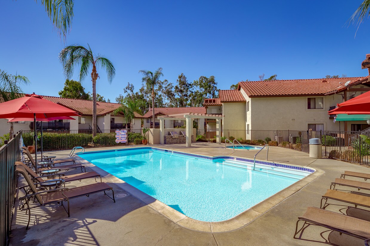 Creekside Village Apartments Apartments Escondido, CA