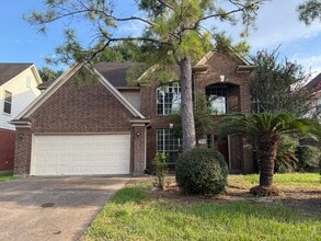 Building Photo - 18515 Autumn Park Dr