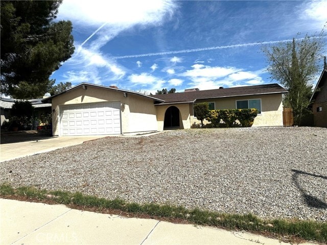Foto del edificio - 13692 Oakmont Dr