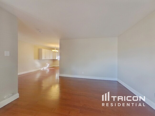 Foto del edificio - 3134 S Richfield St