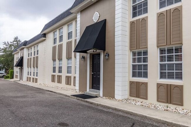 2/1 condo - 2/1 condo