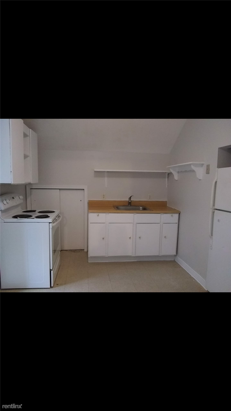 Building Photo - 2 br, 1 bath Apartment - 206 Crown St Fl 3