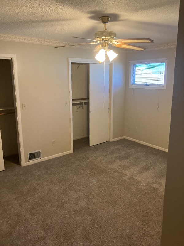 Building Photo - 811 NW B St