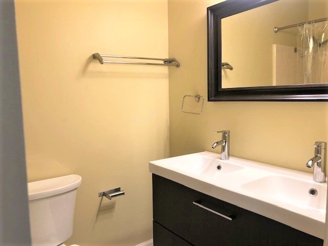Foto del edificio - 518 E 7th St