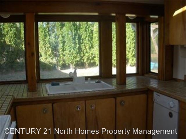 Building Photo - 3 br, 2.5 bath House - 3717 Lincoln Way #A
