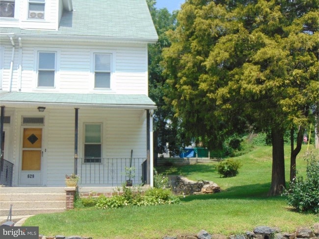 Building Photo - 629 Convent Rd