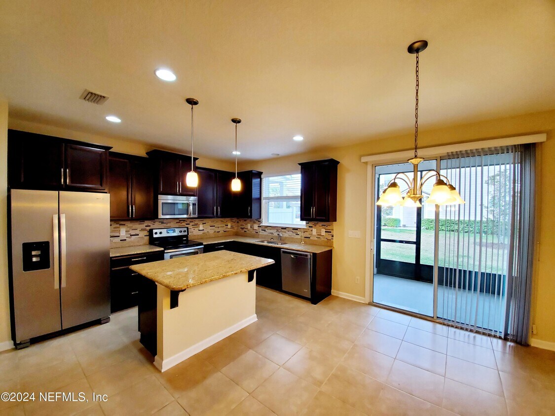 Foto principal - 184 Richmond Dr